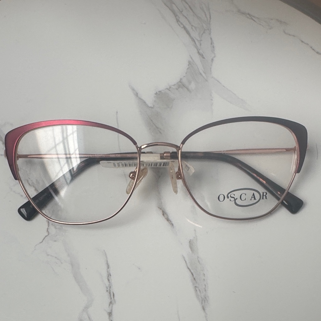 Oscar De La Renta Red And Black Cat-Eye Glasses